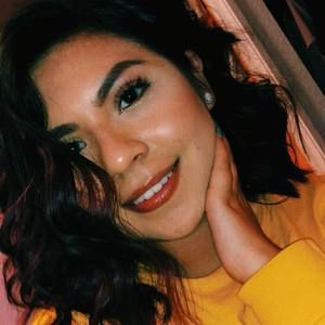 Meet your Posher, Violeta